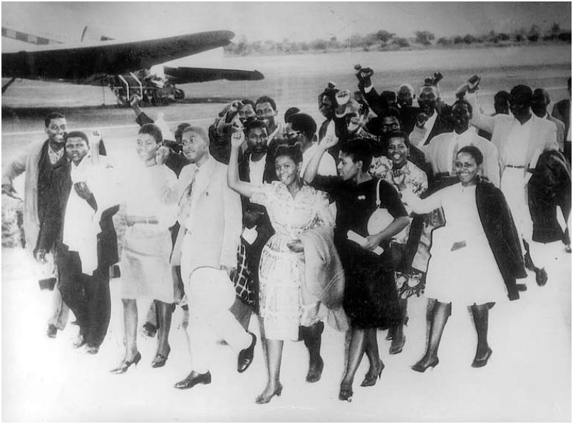 Thabo Mbeki with his fellow students arriving at Dar-es-Salaam