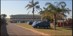 http://www.kznhealth.gov.za/clairwood/Image/hospitalgrounds.JPG