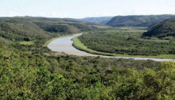 https://cdn.britannica.com/s:700x500/84/167184-004-626AB19A/Great-Fish-River-Eastern-Cape-province-South.jpg